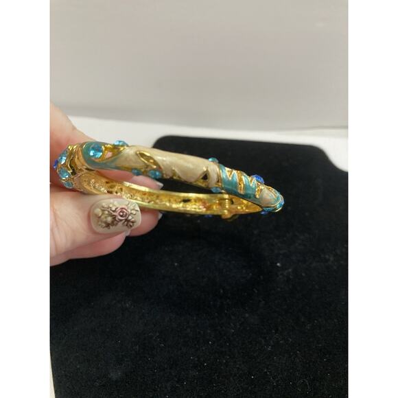 Aqua Blue Flower Rhinestone And Enamel Bangle Hinged Cuff Bracelet Gold Tone - Picture 2 of 6